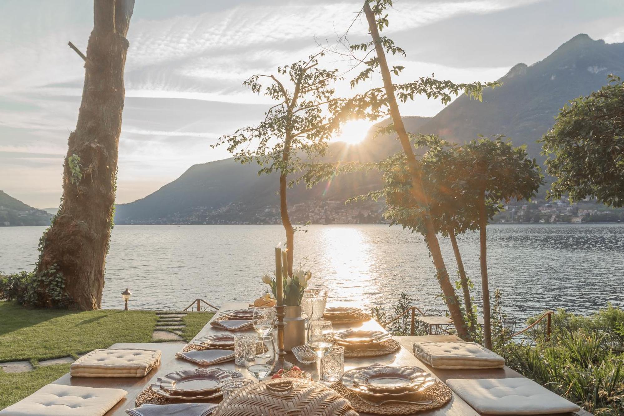 The Writer'S Nest Waterfront Villa By Rent All Como Faggeto Lario Exteriör bild